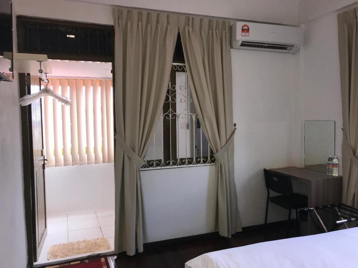 Natol Homestay - London Kuching Eksteriør bilde