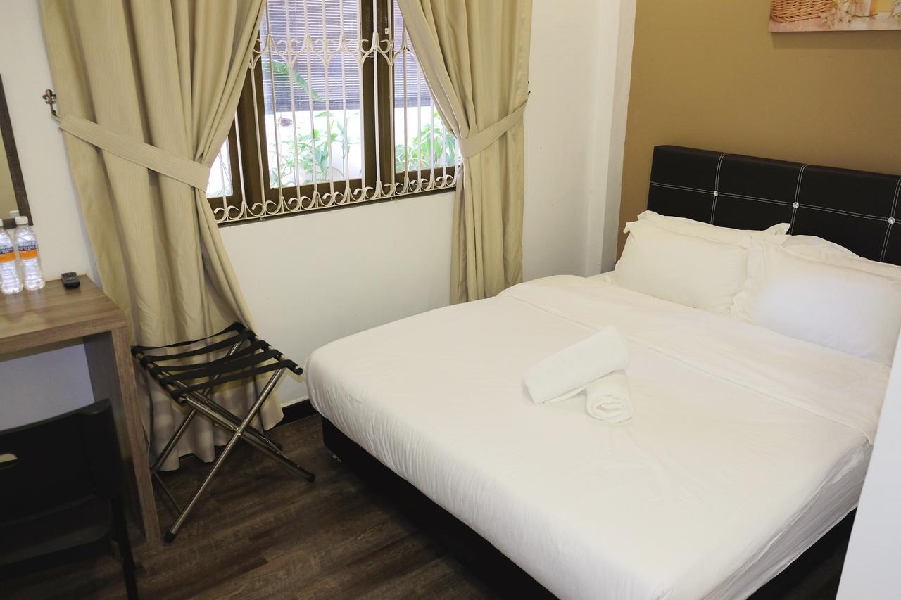 Natol Homestay - London Kuching Eksteriør bilde