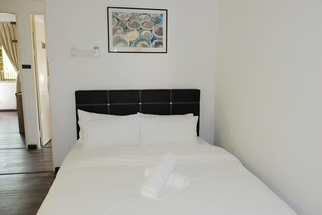 Natol Homestay - London Kuching Eksteriør bilde