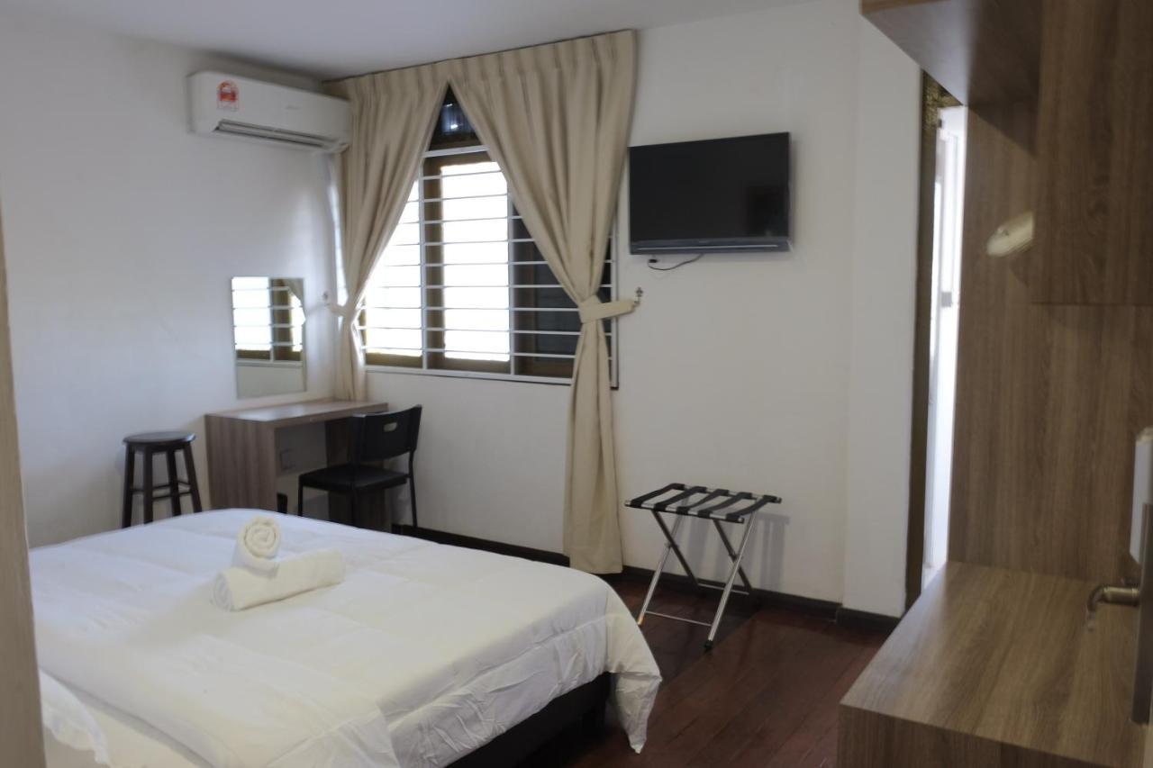 Natol Homestay - London Kuching Eksteriør bilde