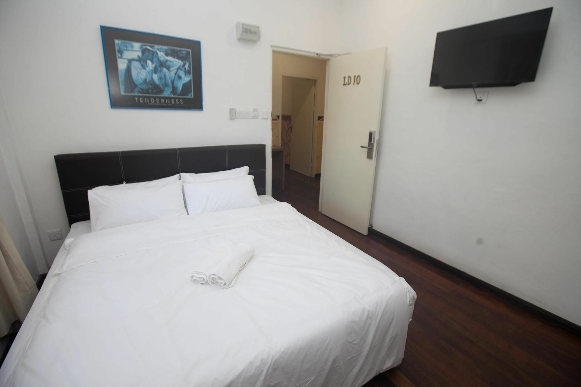 Natol Homestay - London Kuching Eksteriør bilde