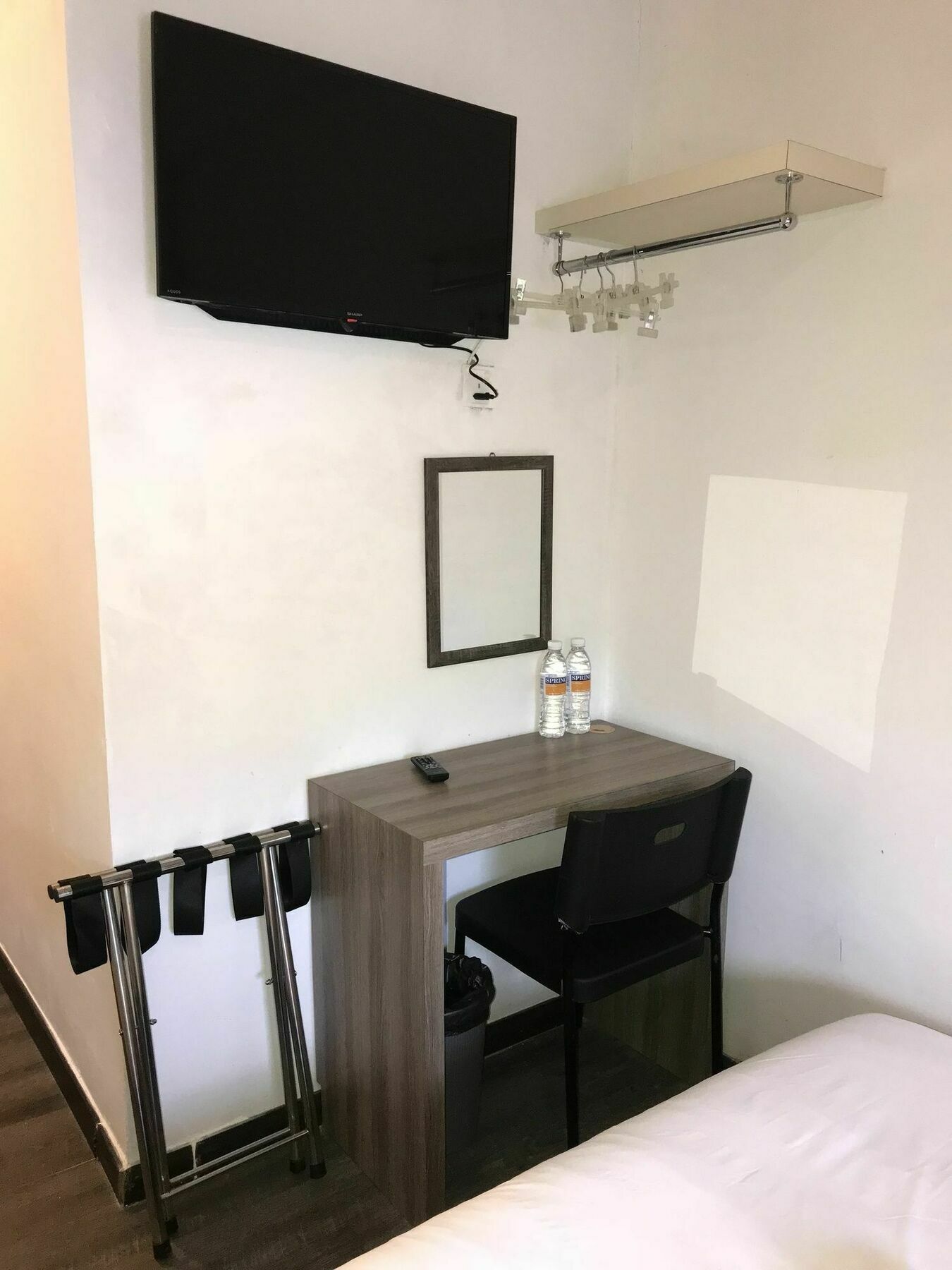Natol Homestay - London Kuching Eksteriør bilde