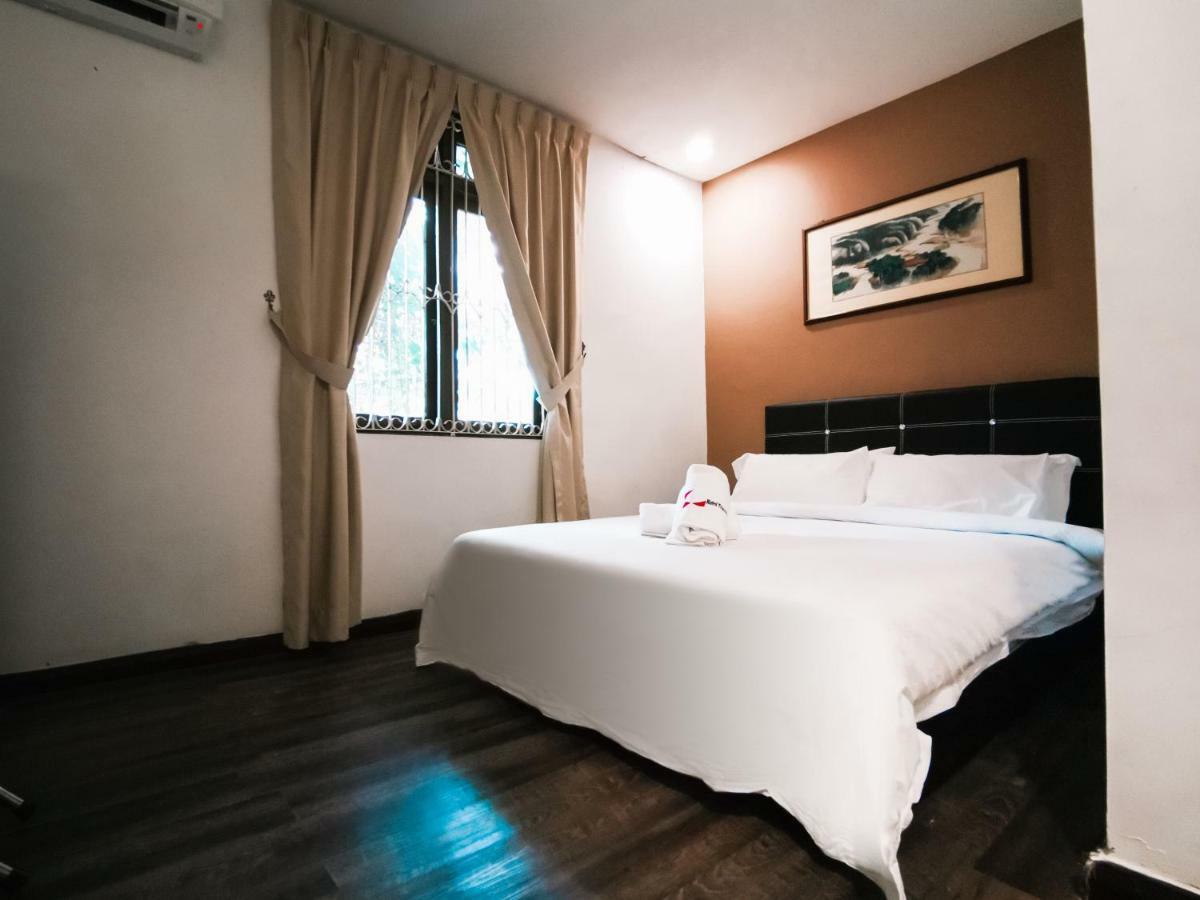 Natol Homestay - London Kuching Eksteriør bilde